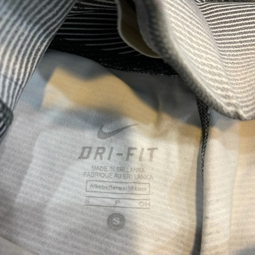 Nike Legging Size Small - Picture 7 of 13